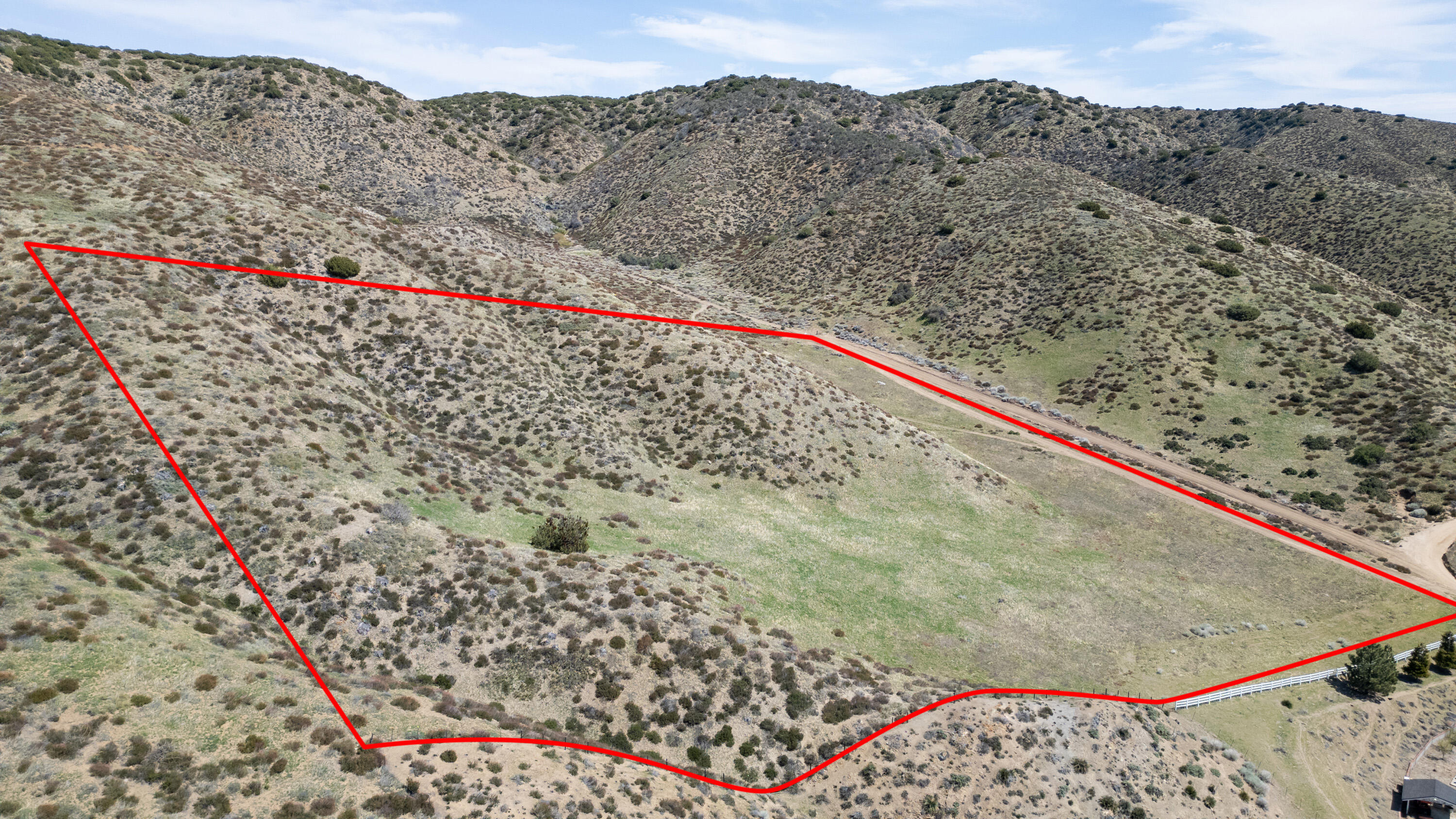 Shallow Springs Road South Palmdale, CA 93551 - Photo 5 of 14 a view of a dry yard with mountain