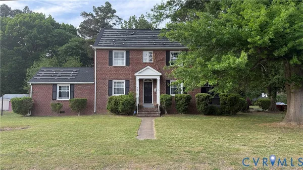$2,700 | 335 Claremont Street, Petersburg, VA 23805