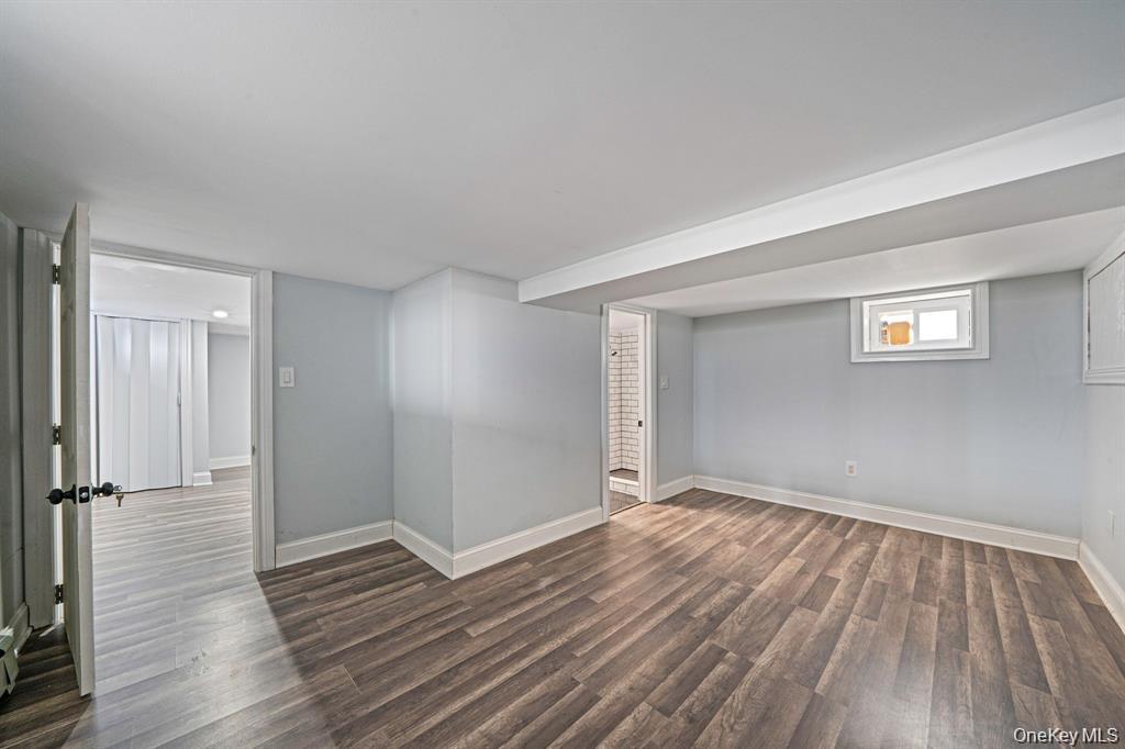 23 Maple Avenue Hempstead, NY 11550 - Photo 17 of 24