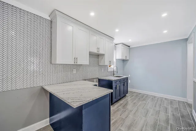 $799,999 | 23 Maple Avenue, Hempstead, NY 11550