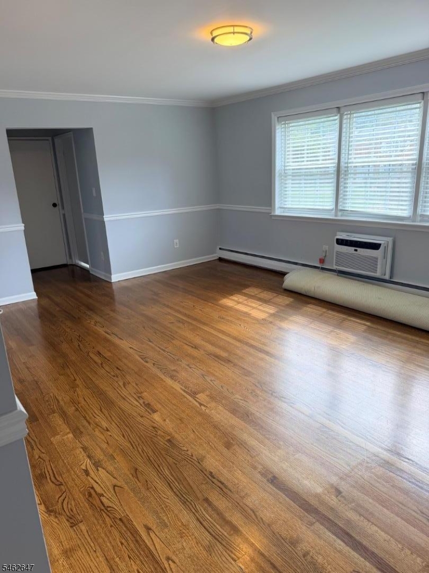 163 Ridge Road Cedar Grove, NJ 07009 - Photo 5 of 21 Gallery Image 5