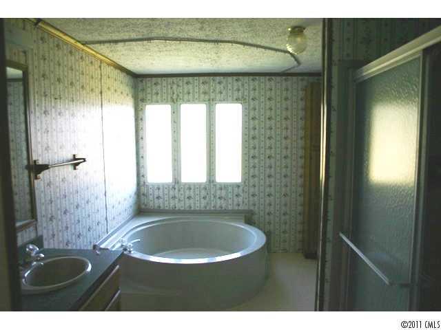 4770 Irish Potato Road Kannapolis, NC 28083 - Photo 13 of 16 Gallery Image 13