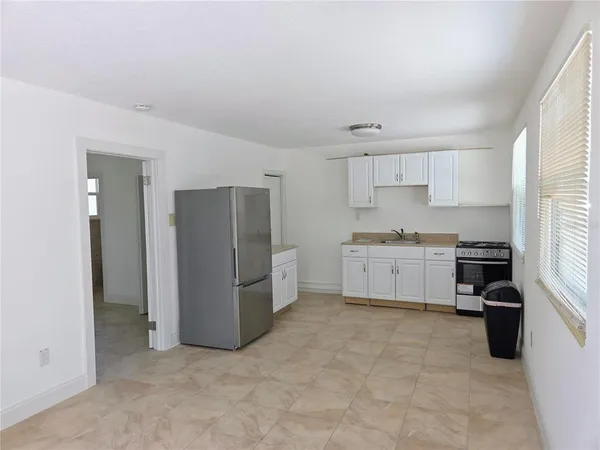 $1,200 | 6931 Hibiscus Avenue South, Unit 2B, South Pasadena, FL 33707