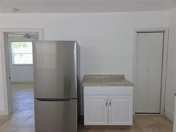 $1,200 | 6931 Hibiscus Avenue South, Unit 2B, South Pasadena, FL 33707