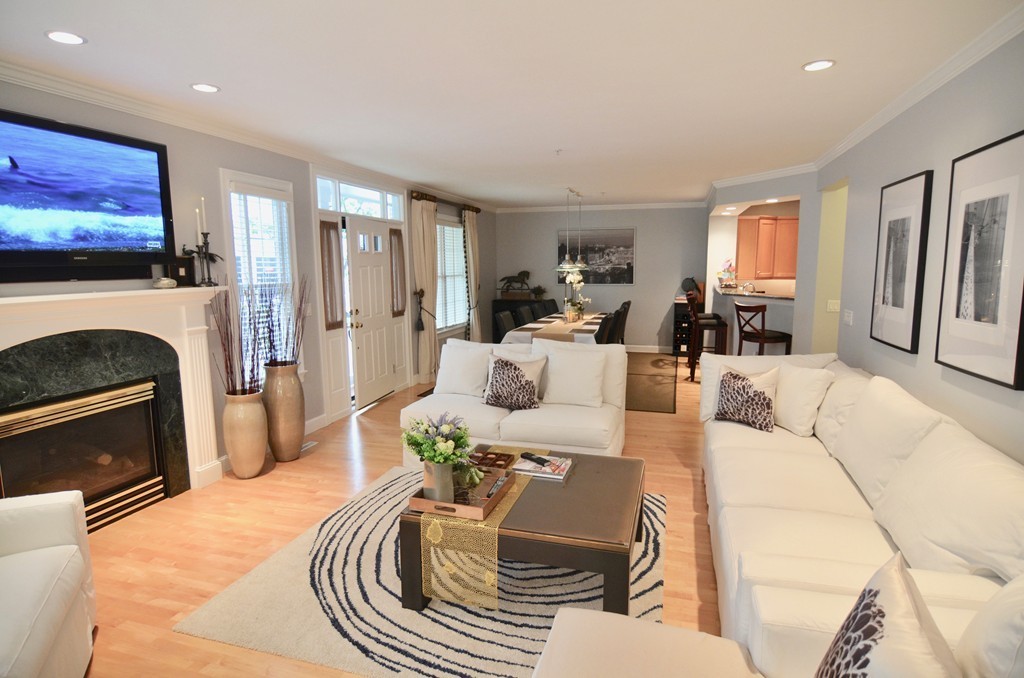 231 Victory Road, Unit 512 Quincy, MA 02171 - Photo 3 of 30 Gallery Image 3