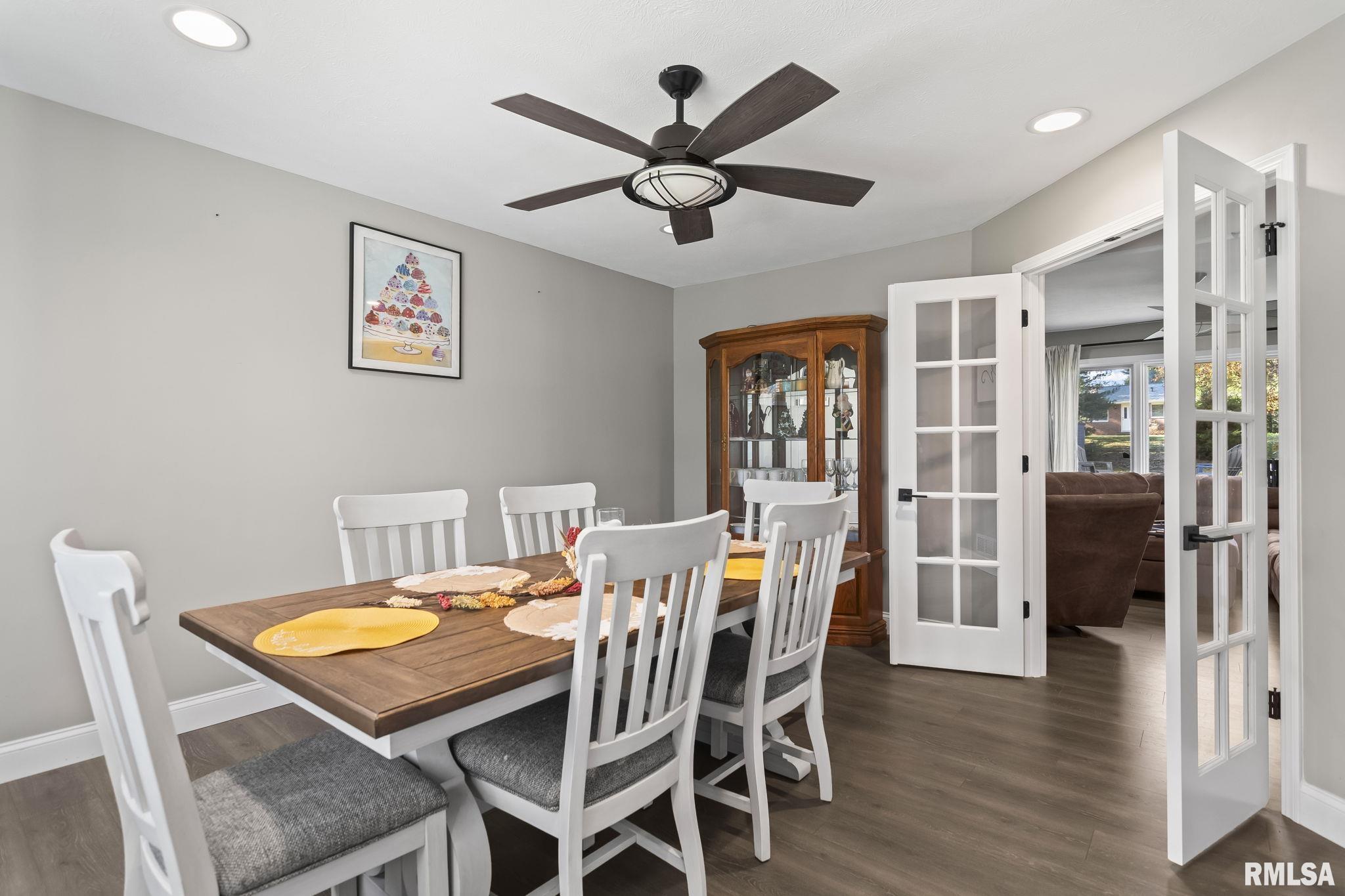 207 Twin Oaks Drive Rochester, IL 62563 - Photo 16 of 46 Gallery Image 16