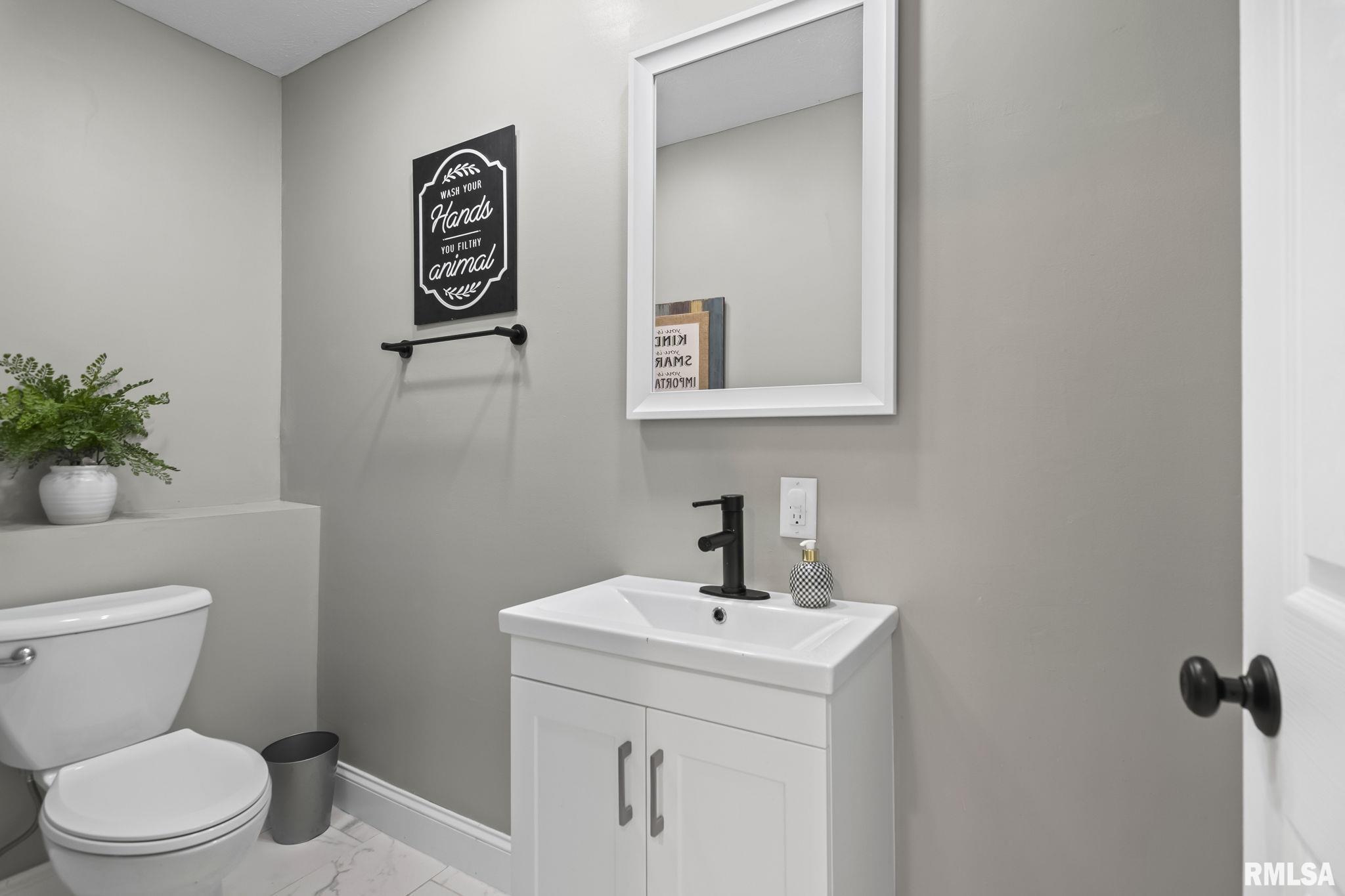 207 Twin Oaks Drive Rochester, IL 62563 - Photo 20 of 46 Gallery Image 20