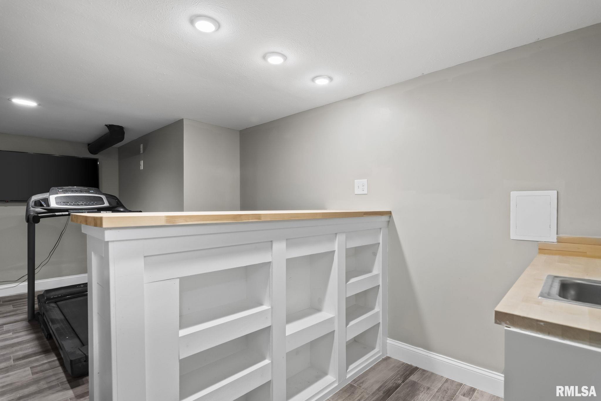 207 Twin Oaks Drive Rochester, IL 62563 - Photo 34 of 46 Gallery Image 34
