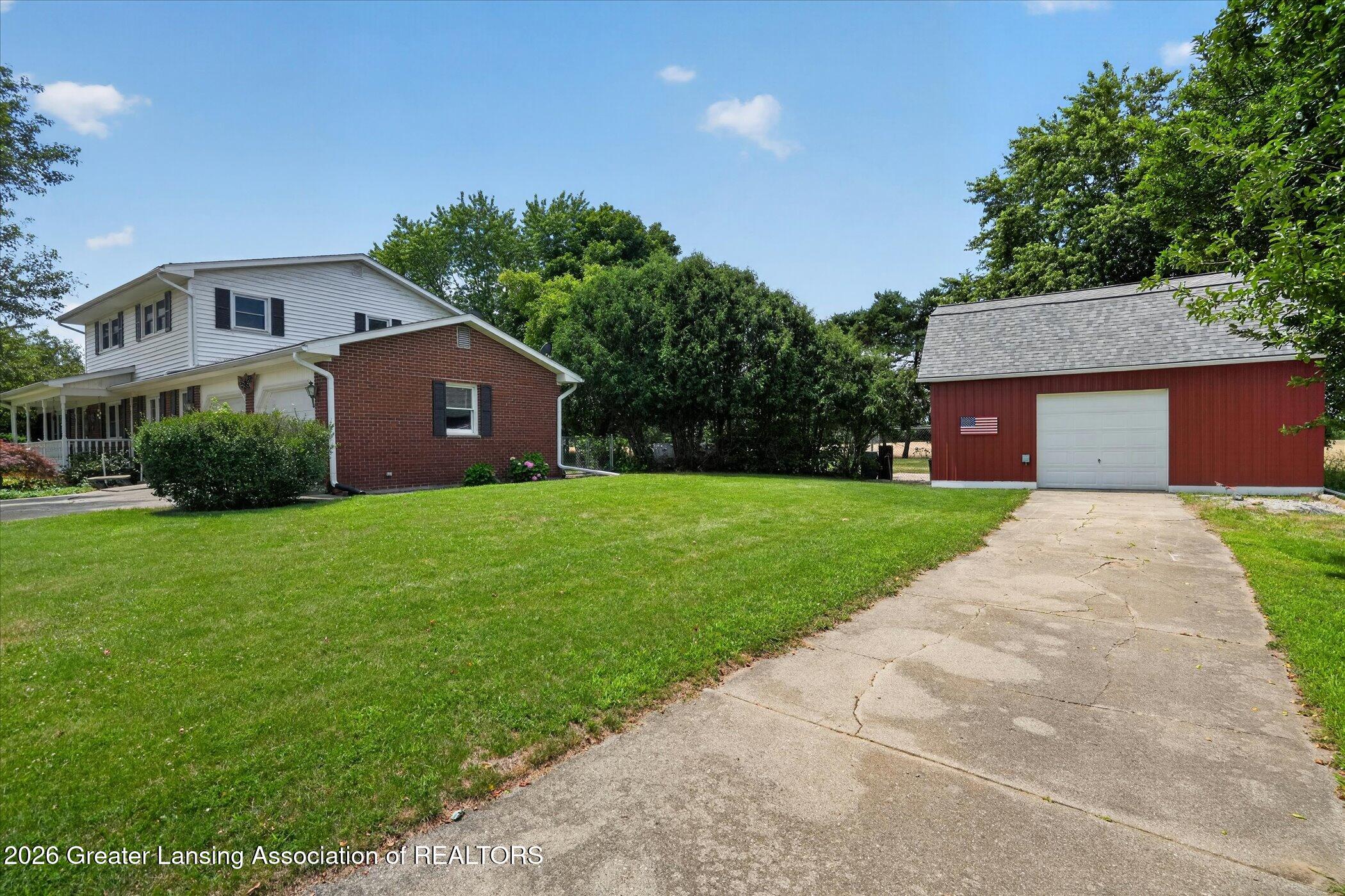 11892 South Wright Road Eagle, MI 48822 - Photo 3 of 67 05-11892-S-Wright-Rd-Eagle-WindowStill