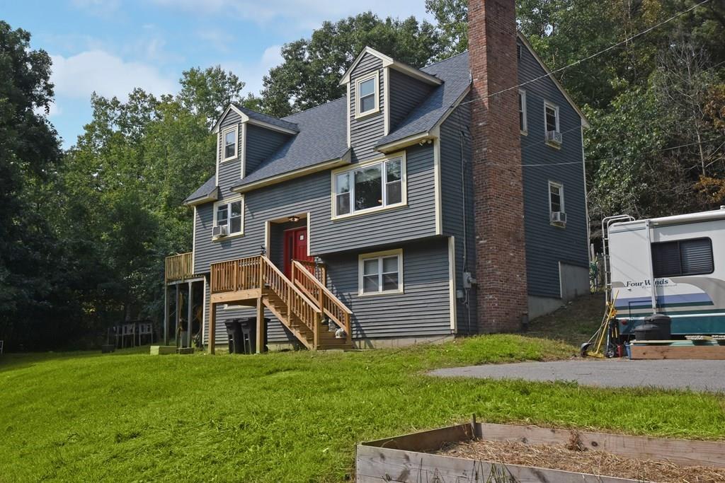 684 Flat Hill Road Lunenburg, MA 01462 - Photo 3 of 25 Gallery Image 3