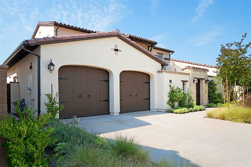 73 Sunset Cove Irvine, CA 92602 - Photo 2 of 74