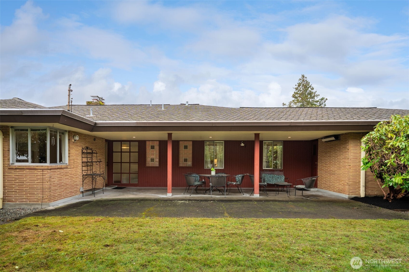 2324 East 17th Street Bremerton, WA 98310 - Photo 27 of 38