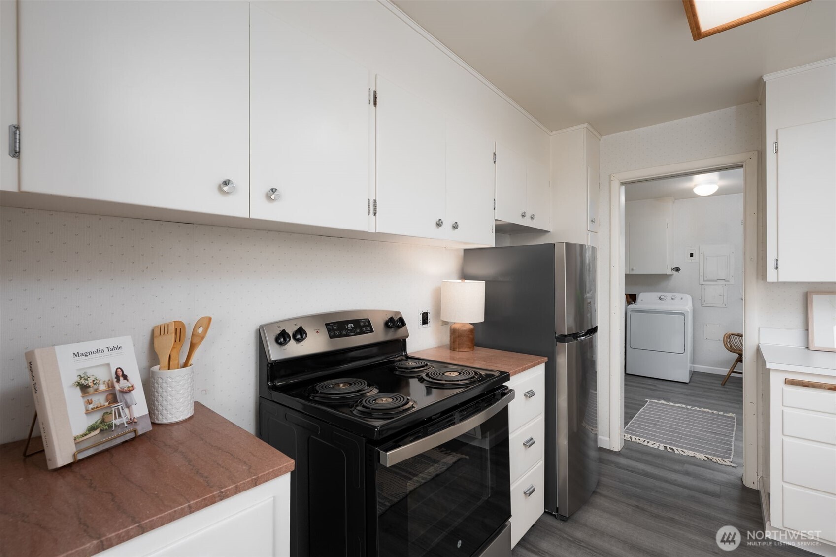 2324 East 17th Street Bremerton, WA 98310 - Photo 10 of 38
