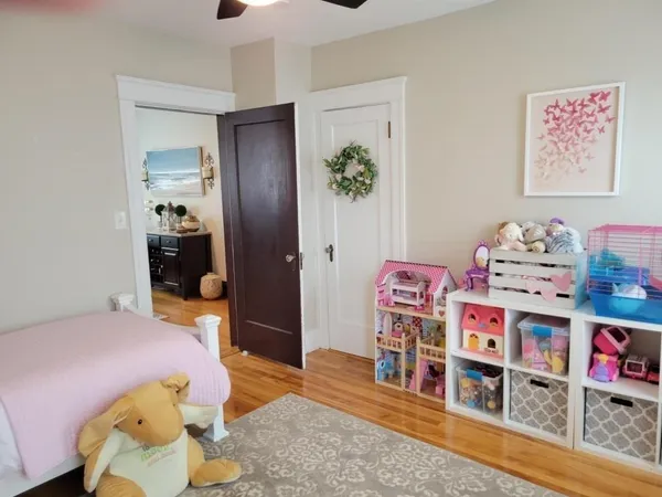 $2,300 | 352 Chandler Street, Unit 1, Worcester, MA 01602