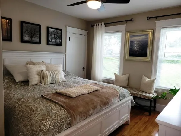 $2,300 | 352 Chandler Street, Unit 1, Worcester, MA 01602