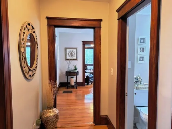 $2,300 | 352 Chandler Street, Unit 1, Worcester, MA 01602