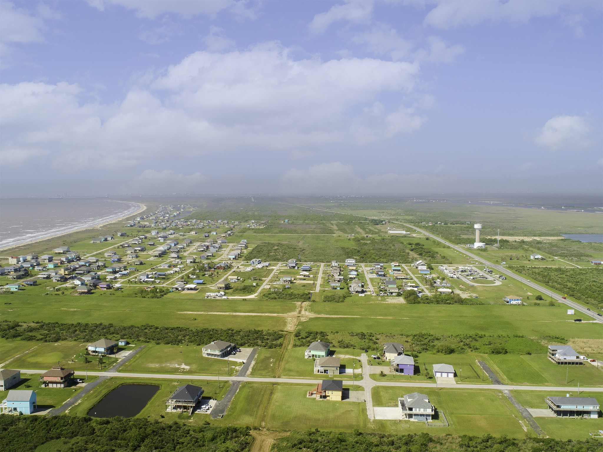 200 State Highway 87 Crystal Beach, TX 77650 - Photo 4 of 10 a view of an ocean