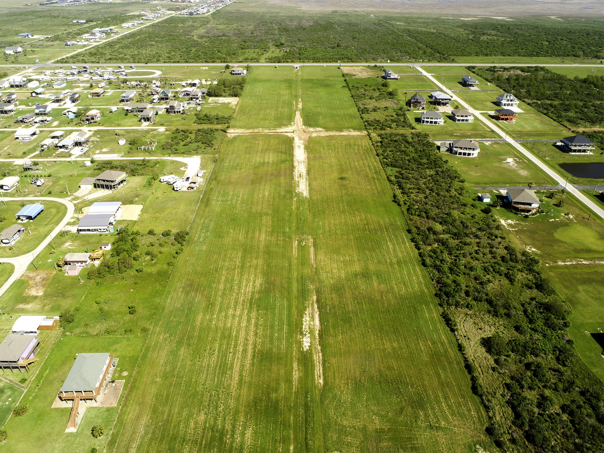 200 State Highway 87 Crystal Beach, TX 77650 - Photo 5 of 10 a view of an ocean