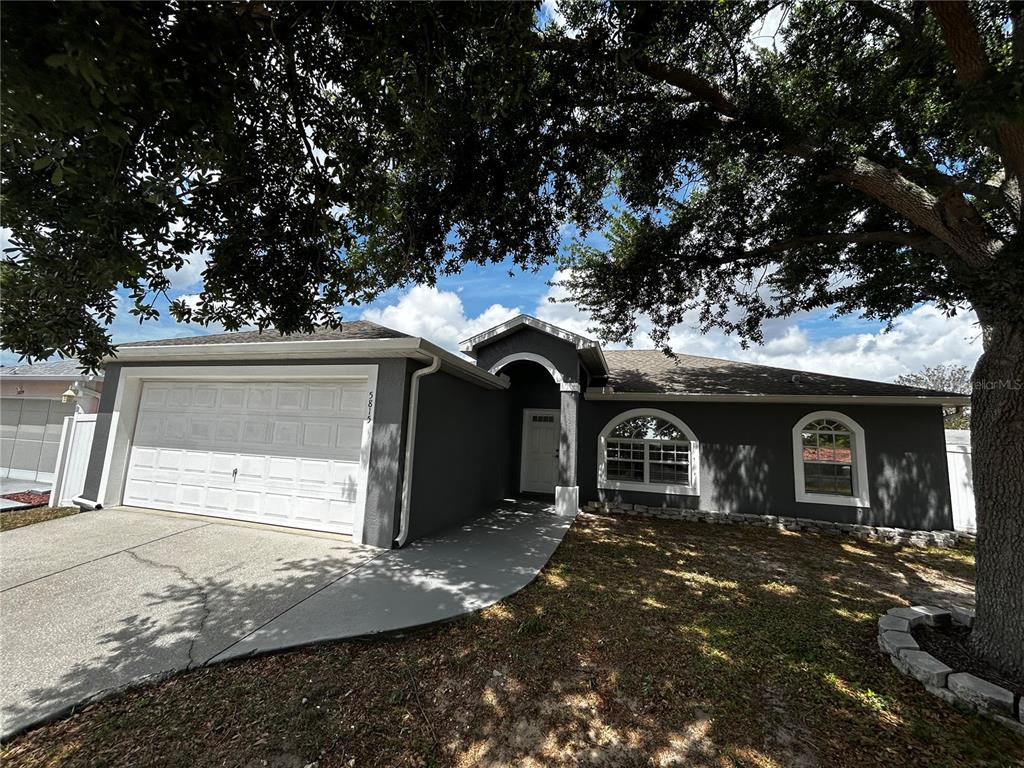 5815 Mockingbird Drive New Port Richey, FL 34652 - Photo 3 of 38