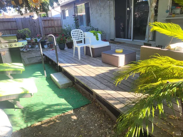 $875,000 | 4106 Pinot Drive, Napa, CA 94558