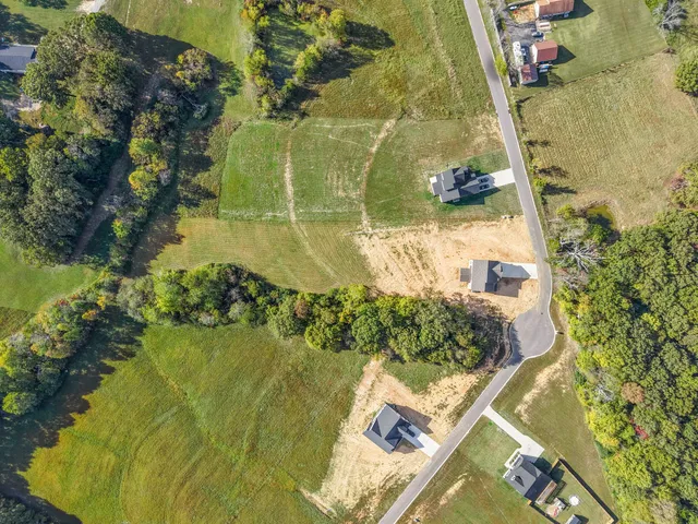 $595,000 | 126 Ruby Grant Lane, Southside, TN 37171