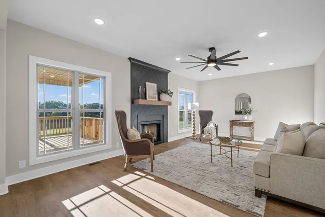 $595,000 | 126 Ruby Grant Lane, Southside, TN 37171