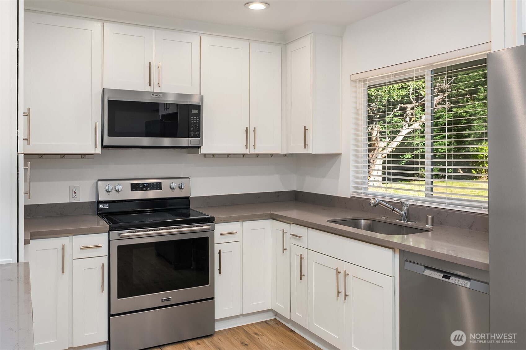 4910 Northeast 7th Street Renton, WA 98059 - Photo 10 of 26