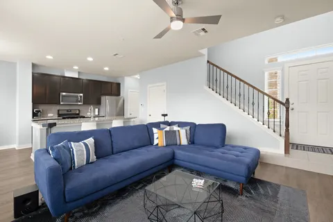 $250,000 | 1101 East Parmer Lane, Unit 329, Austin, TX 78753