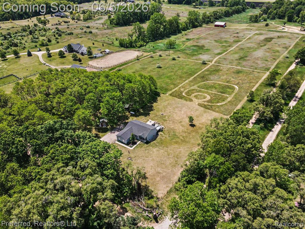 6366 Dutcher Road Howell, MI 48843 - Photo 5 of 33
