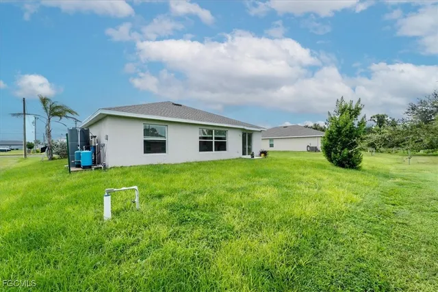 a view of outdoor space