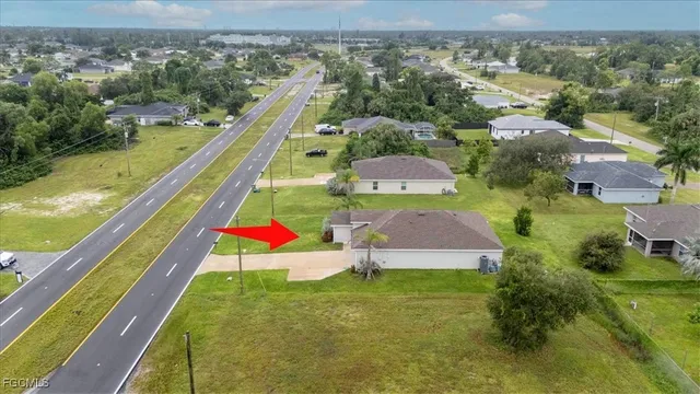 $2,000 | 4138 East Gator Circle, Cape Coral, FL 33909