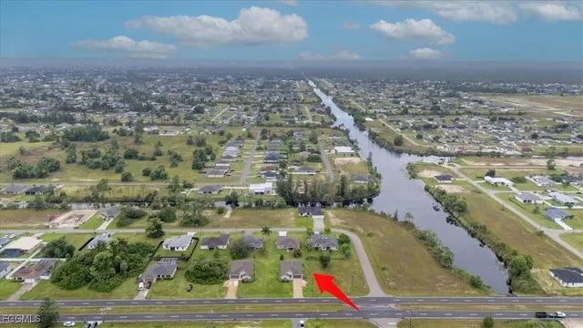 $2,000 | 4138 East Gator Circle, Cape Coral, FL 33909