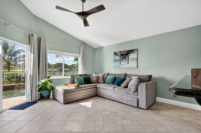 $589,000 | 8673 Rosalie Court, Boynton Beach, FL 33472