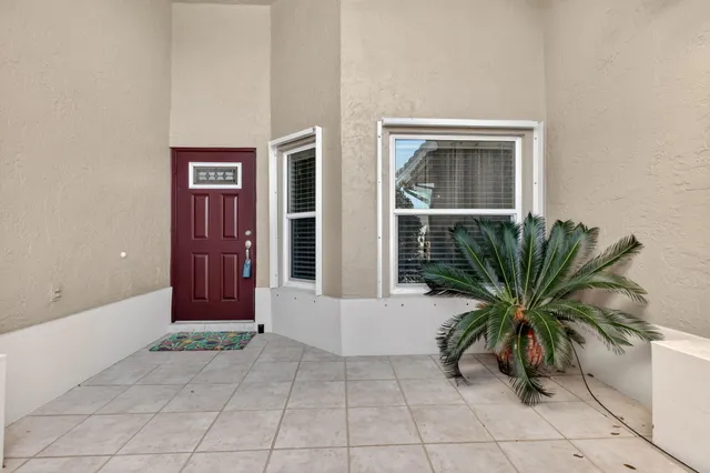 $589,000 | 8673 Rosalie Court, Boynton Beach, FL 33472