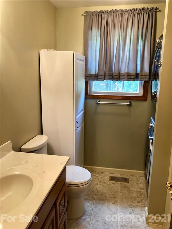 800 Pitts Road Catawba, SC 29704 - Photo 22 of 25 a bathroom with a sink and toilet