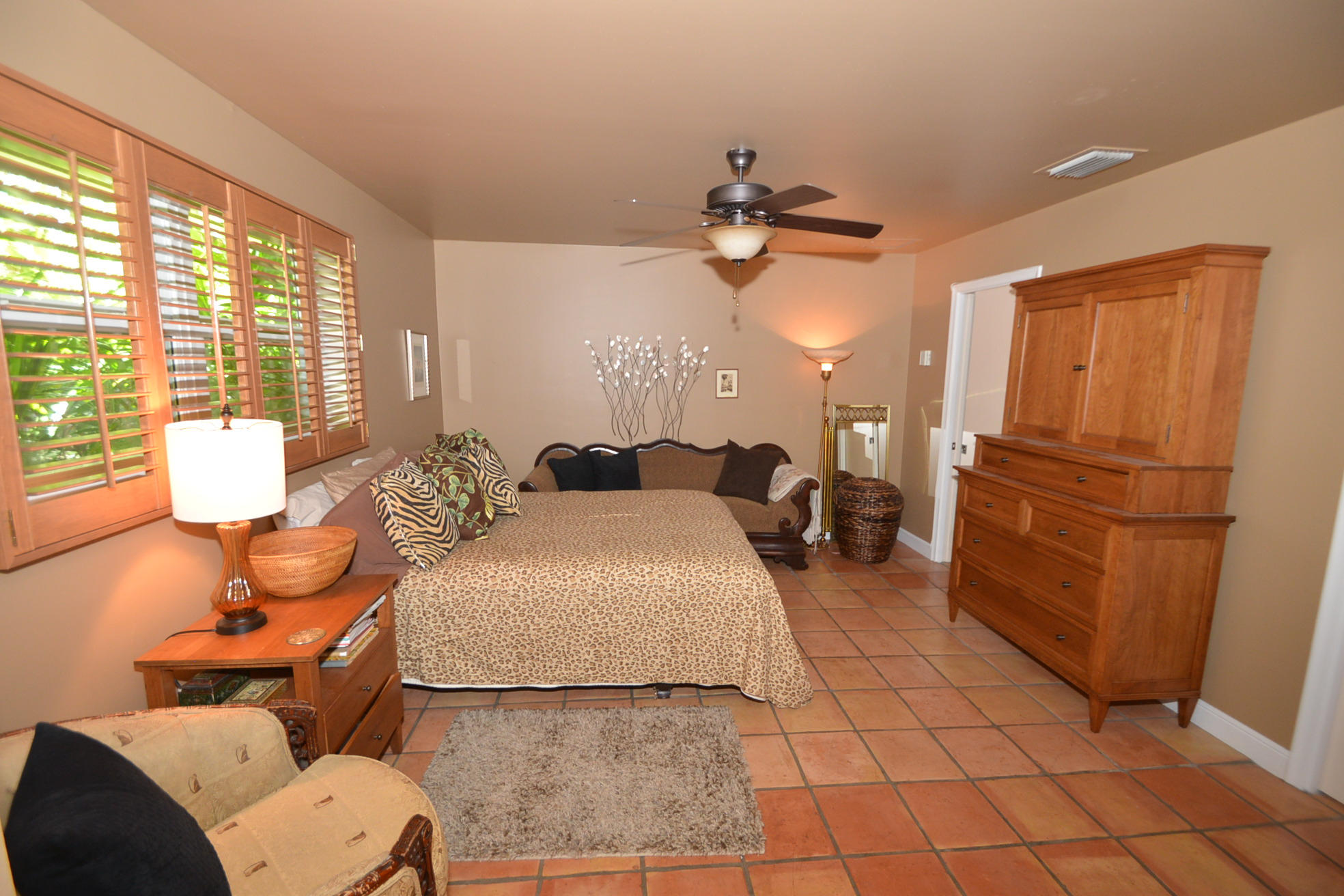 898 Azalea Street Boca Raton, FL 33486 - Photo 29 of 37 DSC_9174