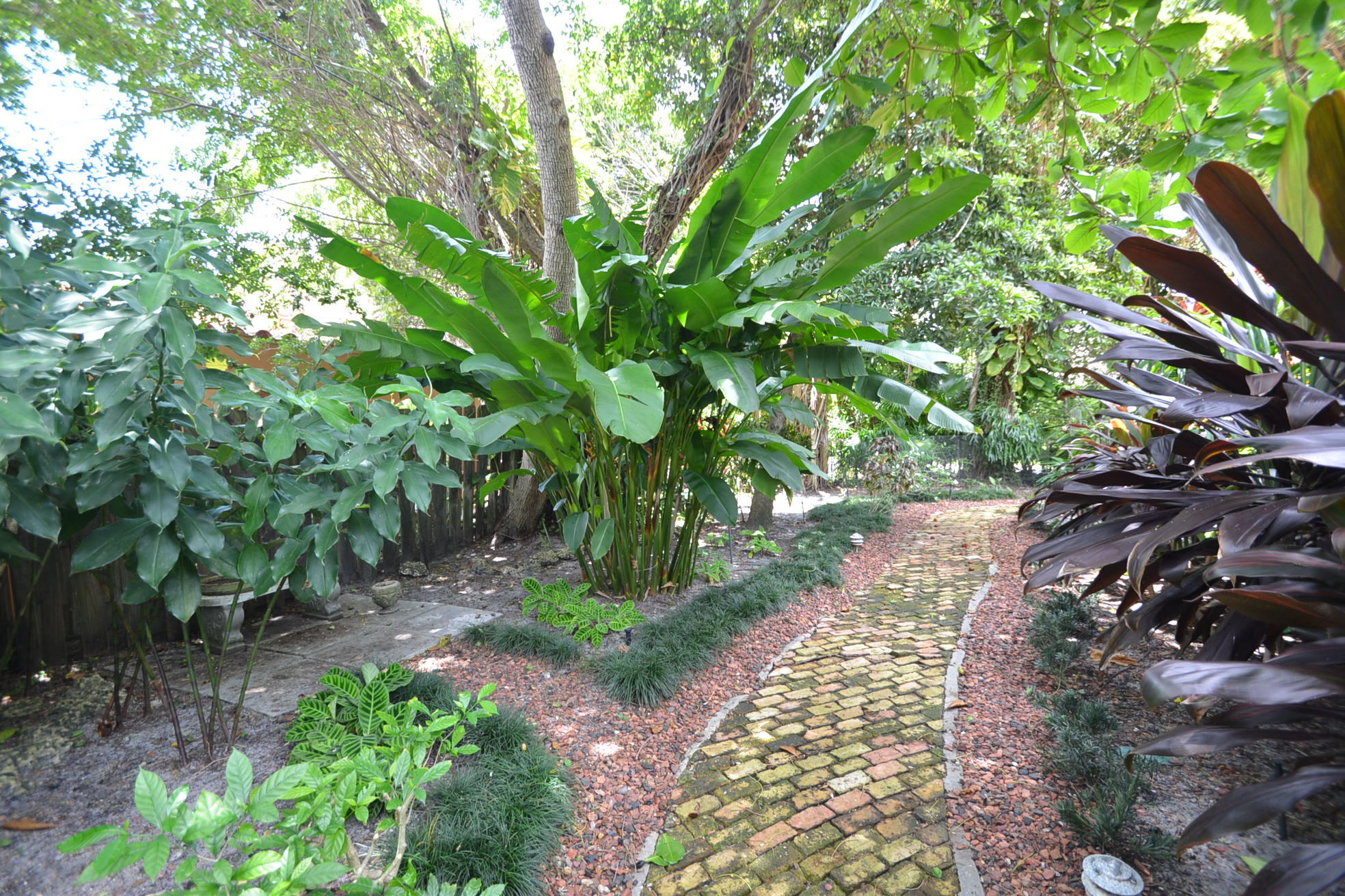 898 Azalea Street Boca Raton, FL 33486 - Photo 36 of 37 DSC_9131