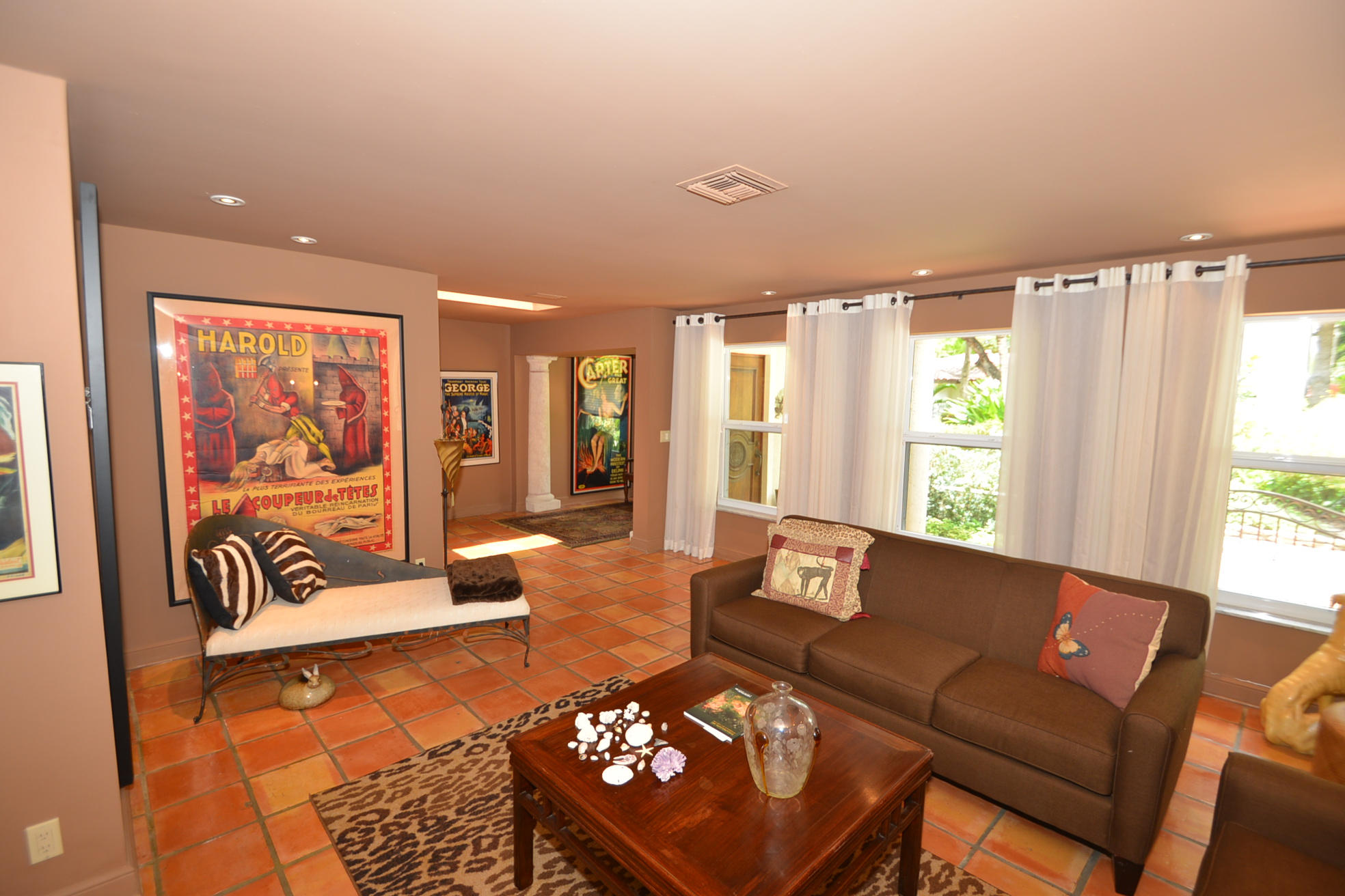 898 Azalea Street Boca Raton, FL 33486 - Photo 6 of 37 DSC_9137