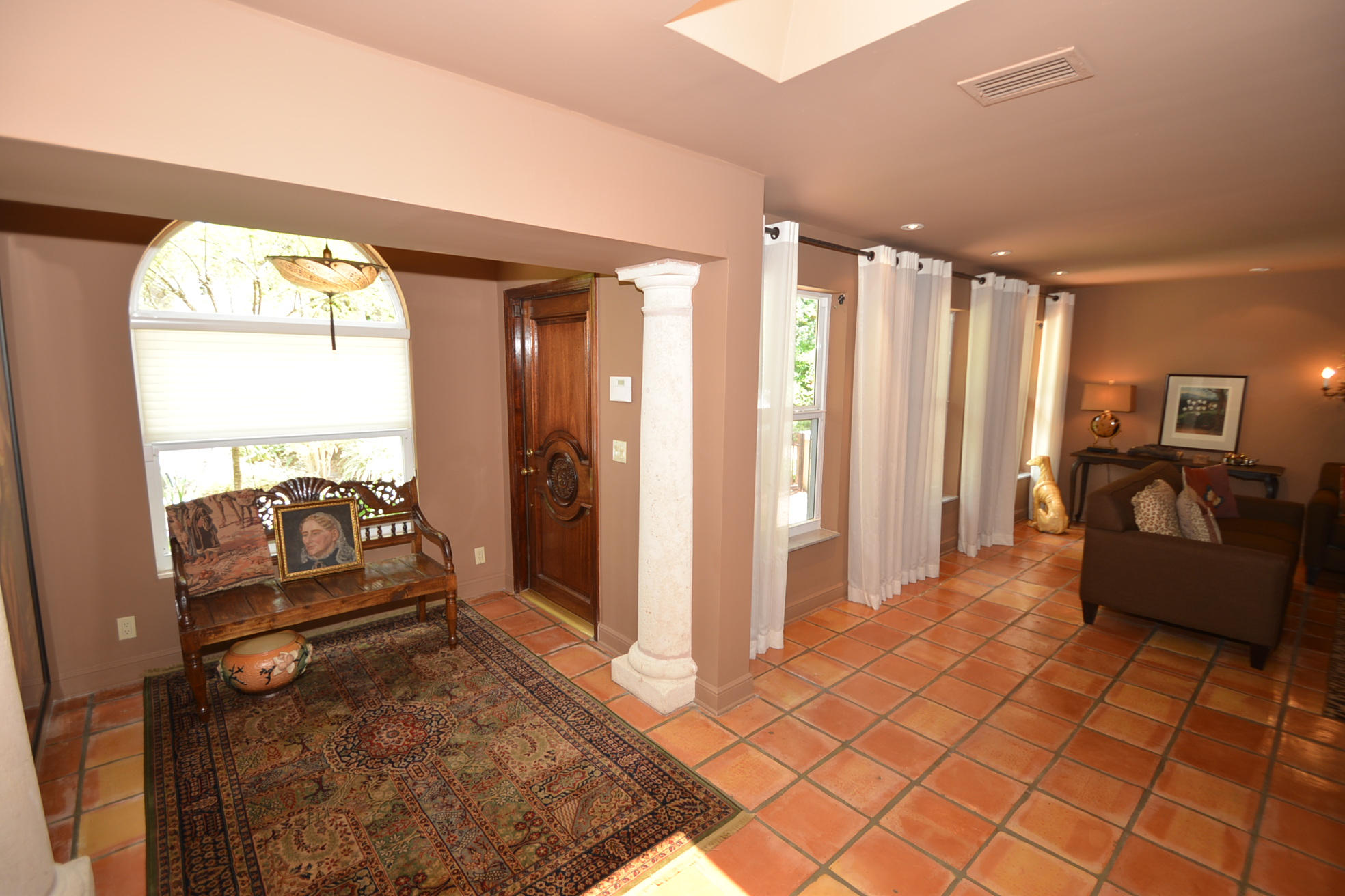 898 Azalea Street Boca Raton, FL 33486 - Photo 9 of 37 DSC_9140