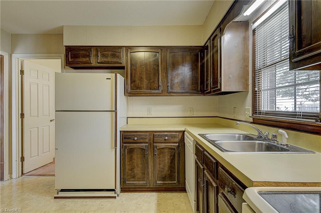4927 Tower Road, Unit A Greensboro, NC 27410 - Photo 8 of 18 Gallery Image 8