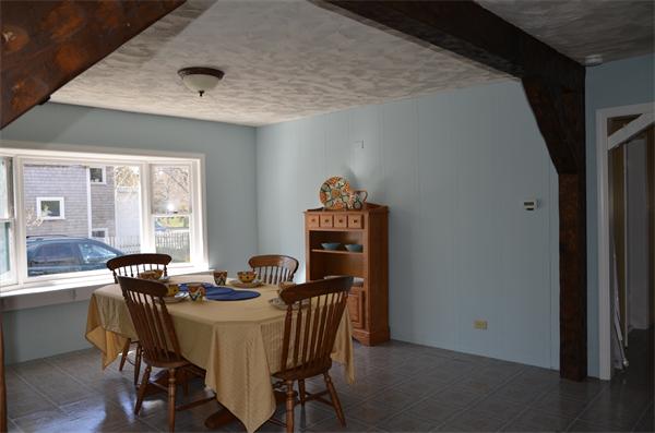 43 Acushnet Road Mattapoisett, MA 02739 - Photo 7 of 18 Gallery Image 7