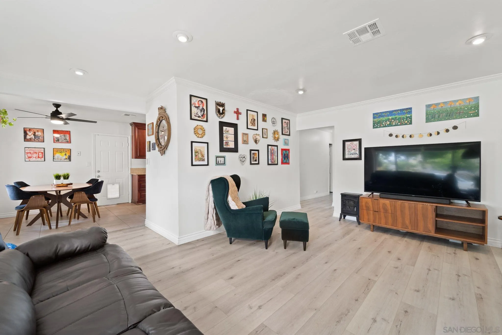 819 Felicita Avenue Spring Valley, CA 91977 - Photo 7 of 35 Gallery Image 7