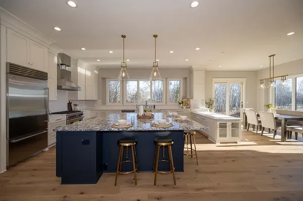 $2,600,000 | 3501 West Torrey Drive, Mequon, WI 53092