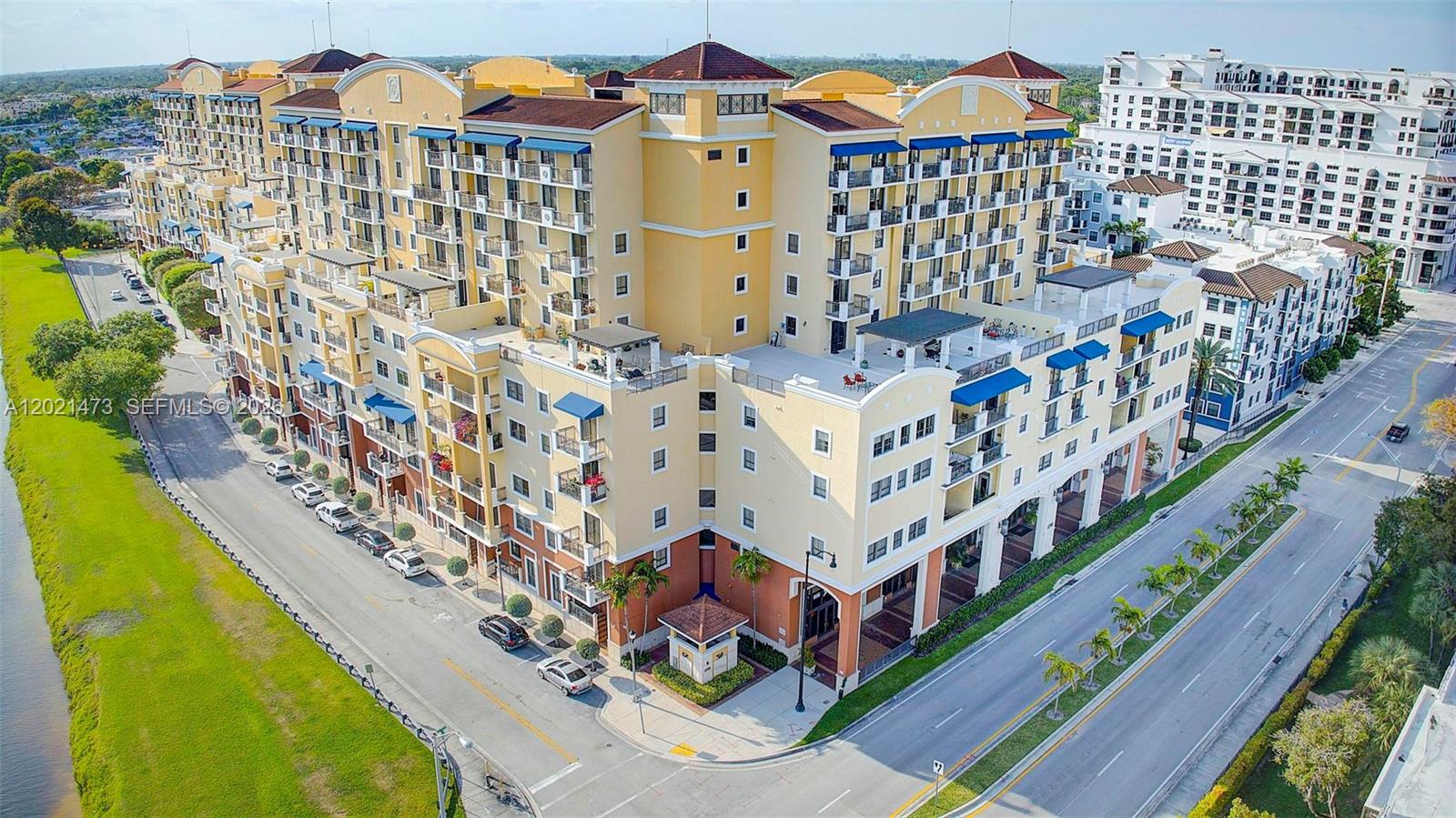 8395 Southwest 73rd Avenue, Unit 710 Miami, FL 33143 - Photo 31 of 32 a view of building with many windows