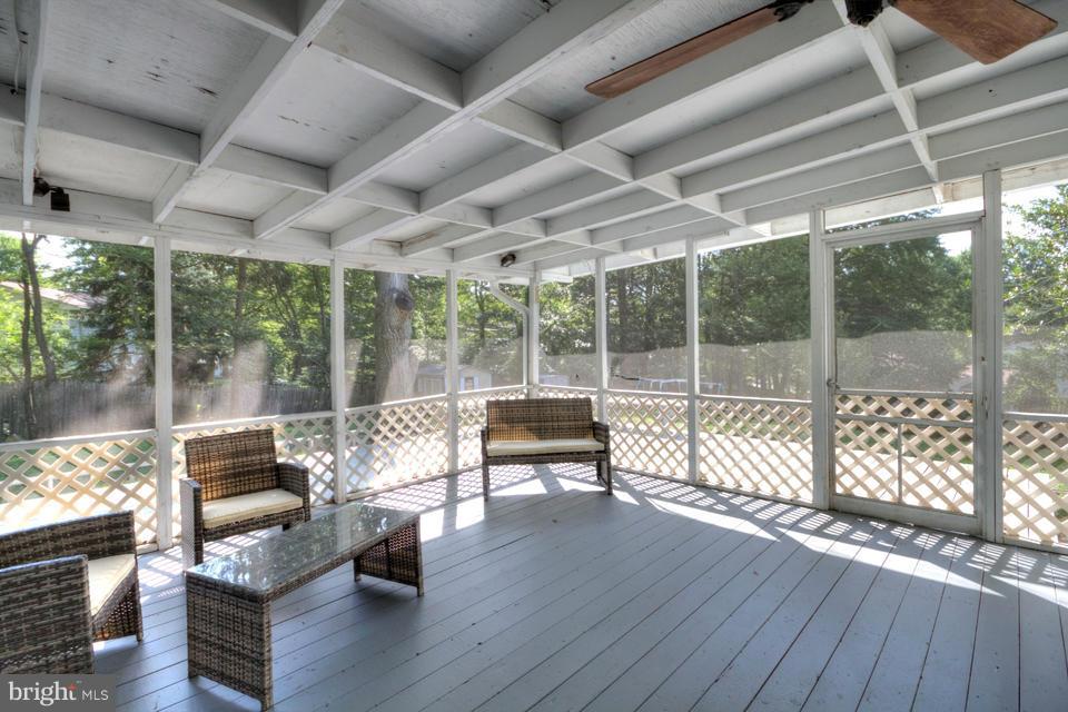 9302 Nester Road Fairfax, VA 22032 - Photo 27 of 30 Exterior (Rear)