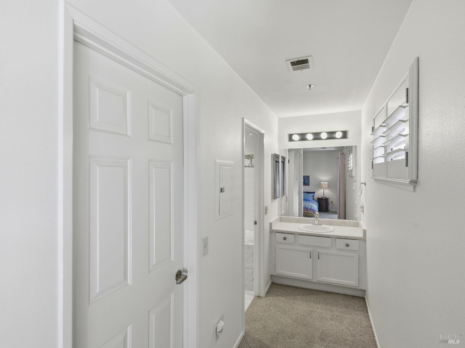 240 Seagull Row Novato, CA 94945 - Photo 15 of 24