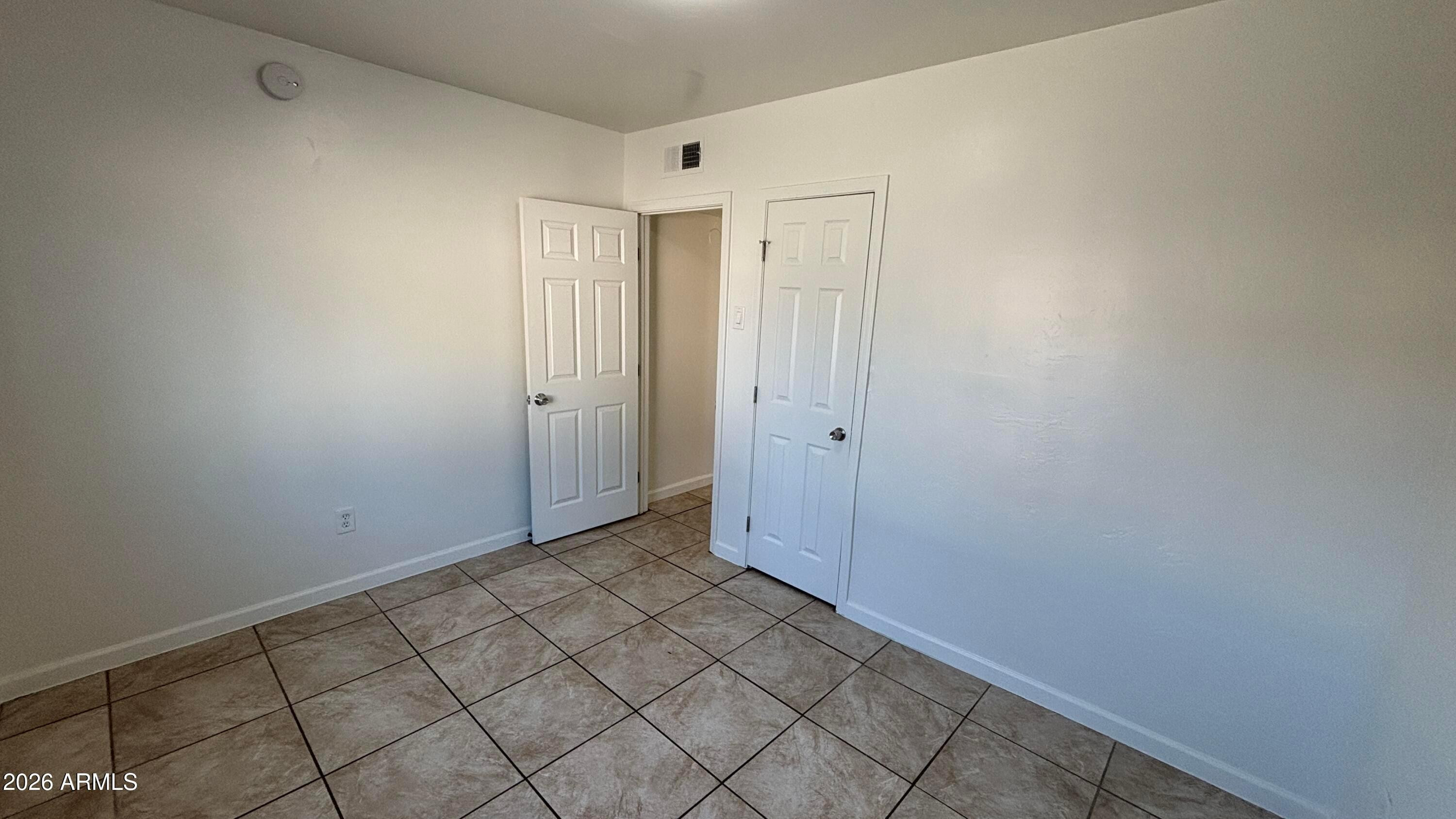 419 North 20th Street, Unit 2 Phoenix, AZ 85006 - Photo 12 of 15 a view of an empty room