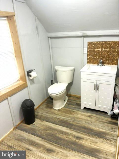 8604 Bakner Road Waynesboro, PA 17268 - Photo 22 of 30 Upper-Level Full Bathroom