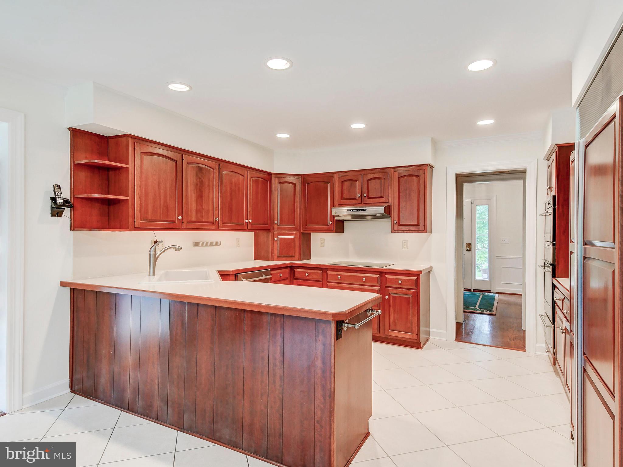 1422 Autumn Leaf Road Baltimore, MD 21286 - Photo 18 of 68 Main Level