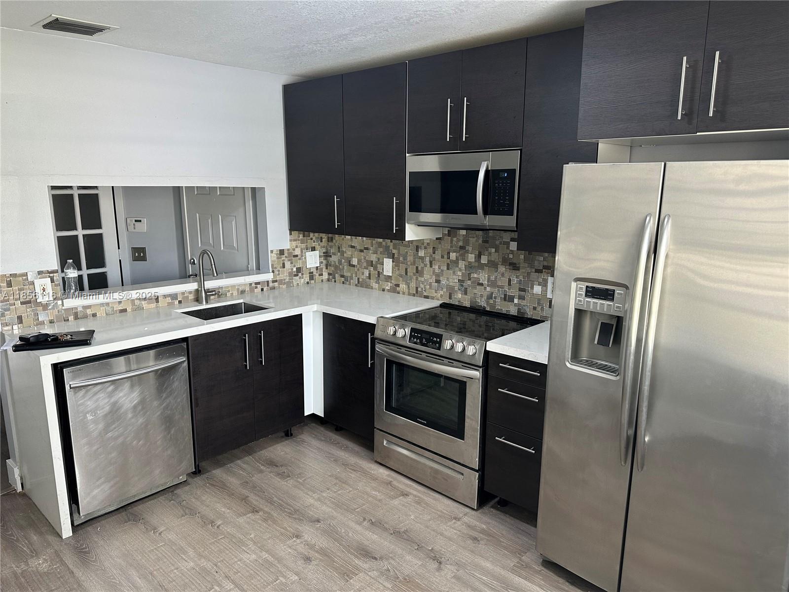 11624 Southwest 19th Street Miramar, FL 33025 - Photo 8 of 19